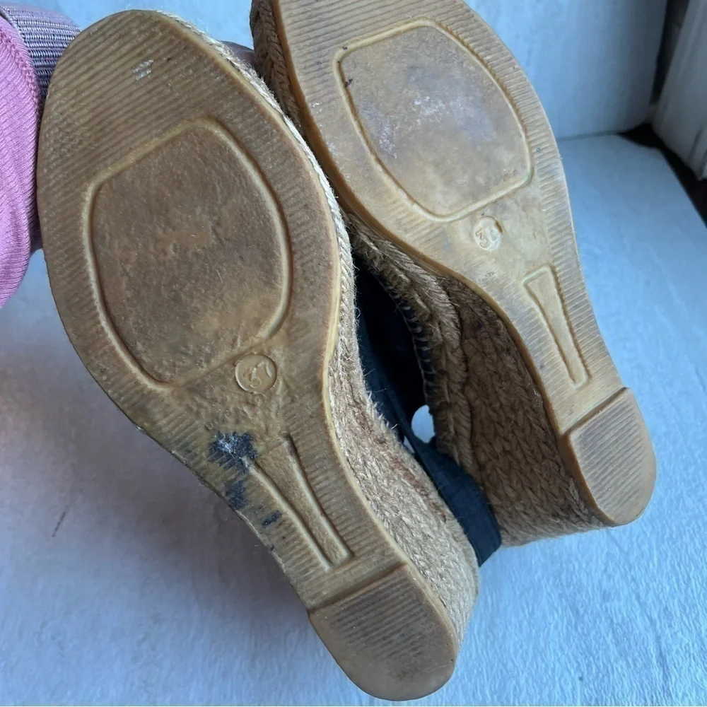 ** ERIC MICHAEL black Suede Espadrille Wedge Sandals 37 tie back